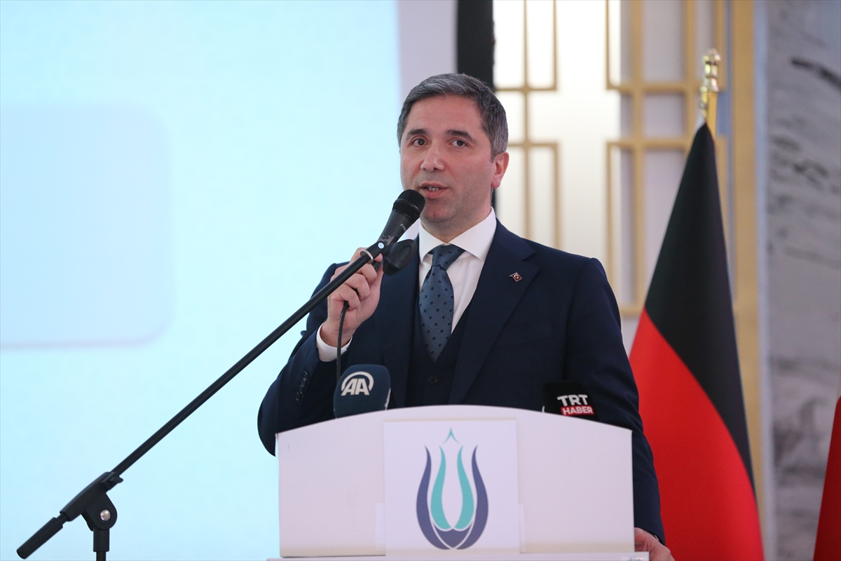 Uluslararası Demokratlar Birliği, Köln'de iftar programı düzenledi