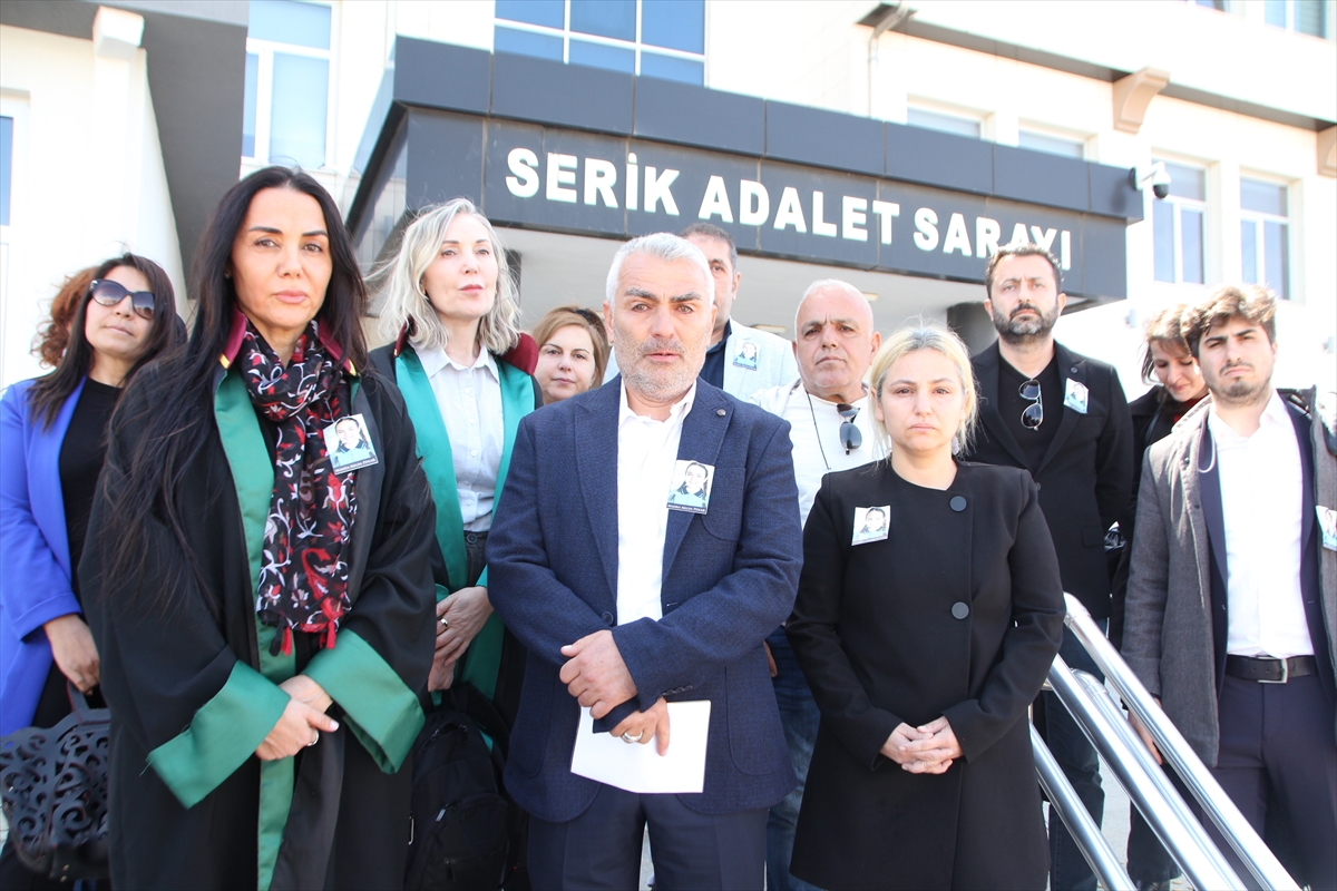 Antalya'da çocuğun köpeklerden kaçarken ölmesiyle ilgili davanın duruşması yapıldı