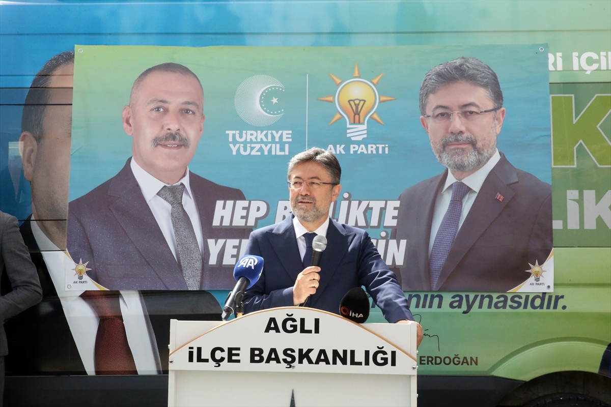 Sizler için çalışan hükümetin en büyük desteği ve gücü sizlerin dualarınız