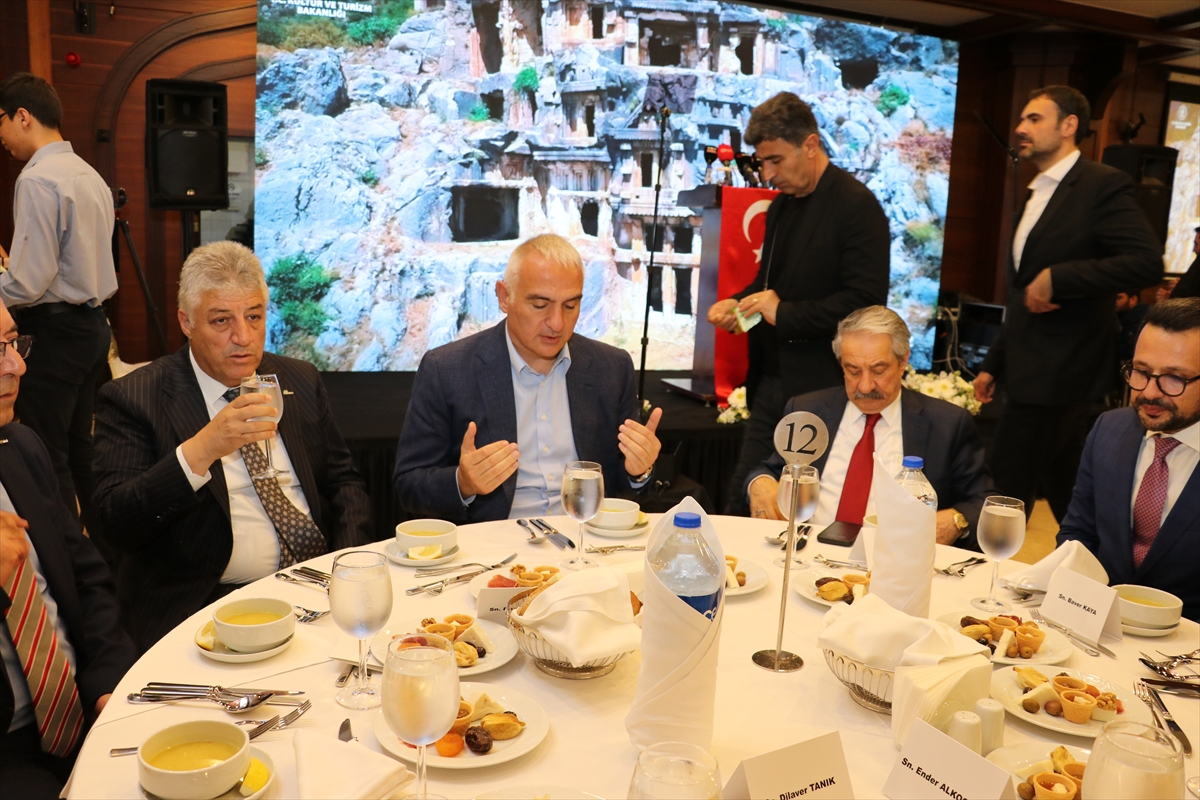 Kültür ve Turizm Bakanı Ersoy, “ Belediyecilik laf üretmek değil, iş üretmek ister"