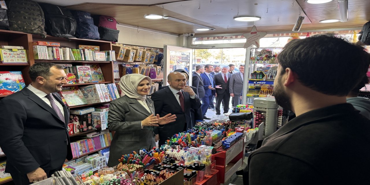 Aile ve Sosyal Hizmetler Bakanı Göktaş, Tekirdağ'da esnaf ziyaretinde bulundu