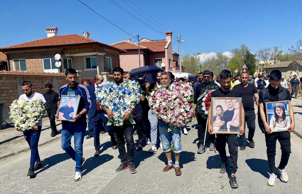 Solingen’de  yangında ölen 4 Türk, son yolculuğuna uğurlandı