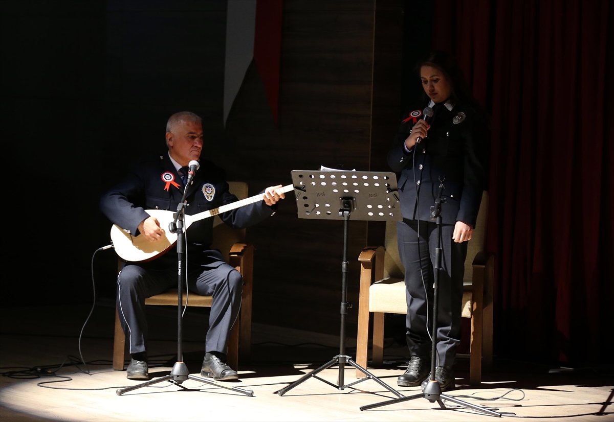 Türk Polis Teşkilatının 179. yıl dönümünde polisler müzik ziyafeti