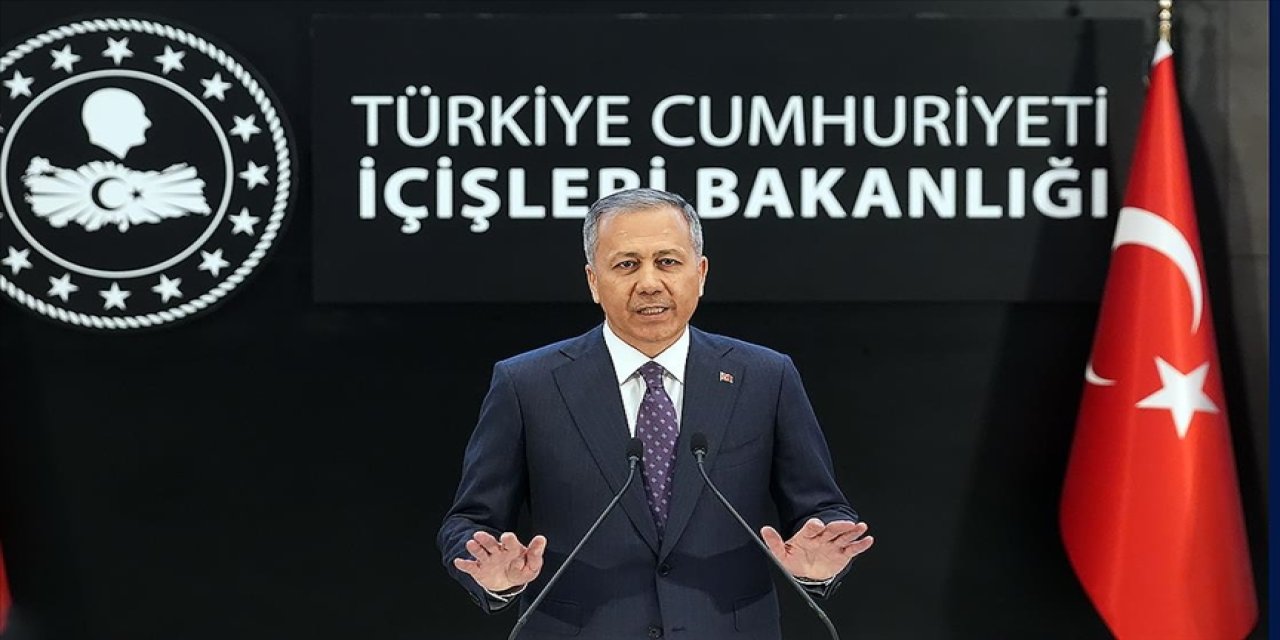 İçişleri Bakanı Yerlikaya, 1 Mayıs'ta görevi başında bulunan kolluk kuvvetlerine teşekkür etti.