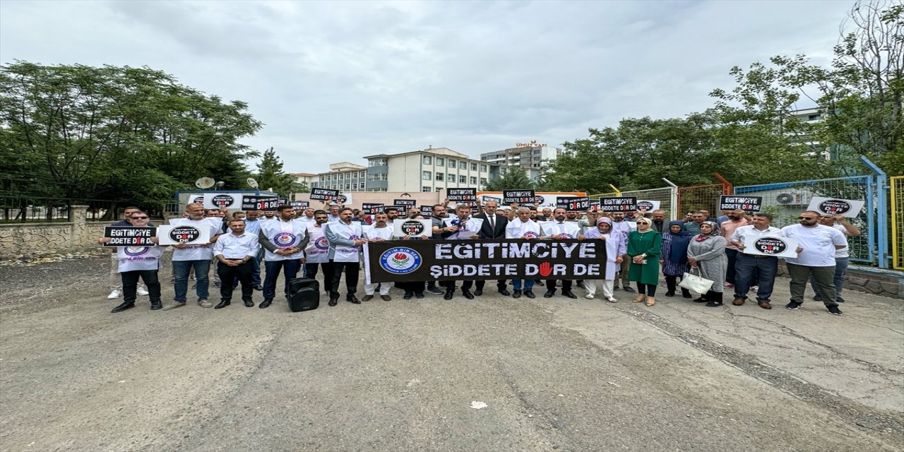 "Eğitim çalışanlarına karşı artan şiddet tüm eğitim sistemini etkilemektedir."