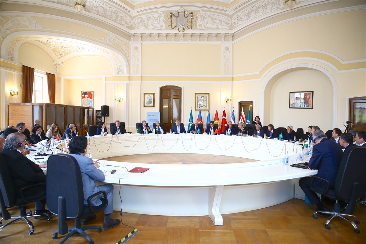 Türk Dünyası Ortak Alfabe Komisyonu Bakü'de toplandı