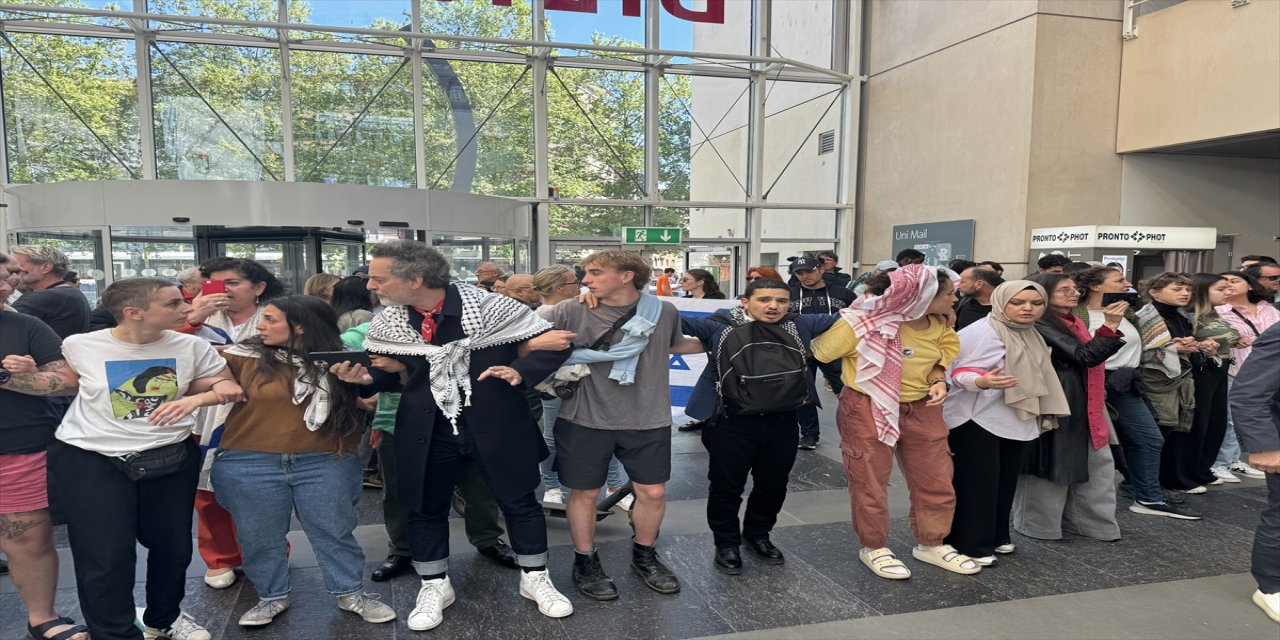 Cenevre Üniversitesindeki Filistin'e destek eylemi 7 Mayıs'tan bu yana aralıksız devam ediyor.