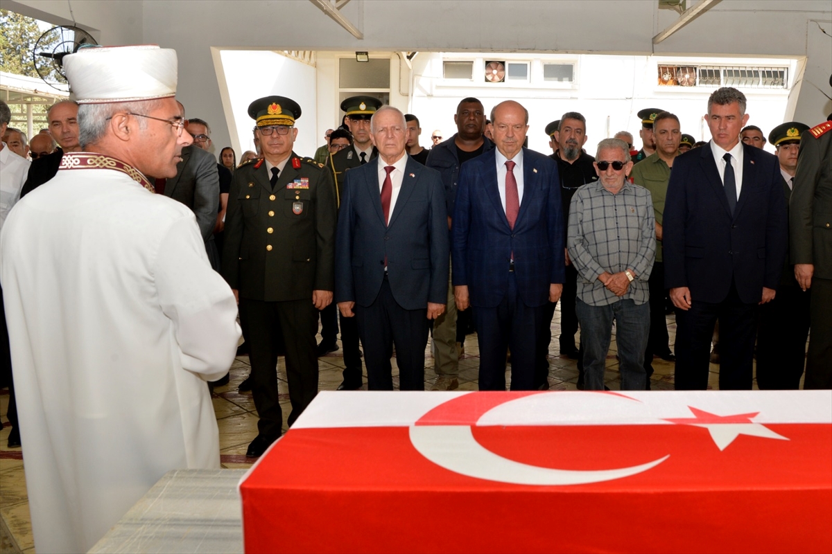 Kıbrıslı Türk'ün kalıntıları 61 yıl sonra bulunarak toprağa verildi