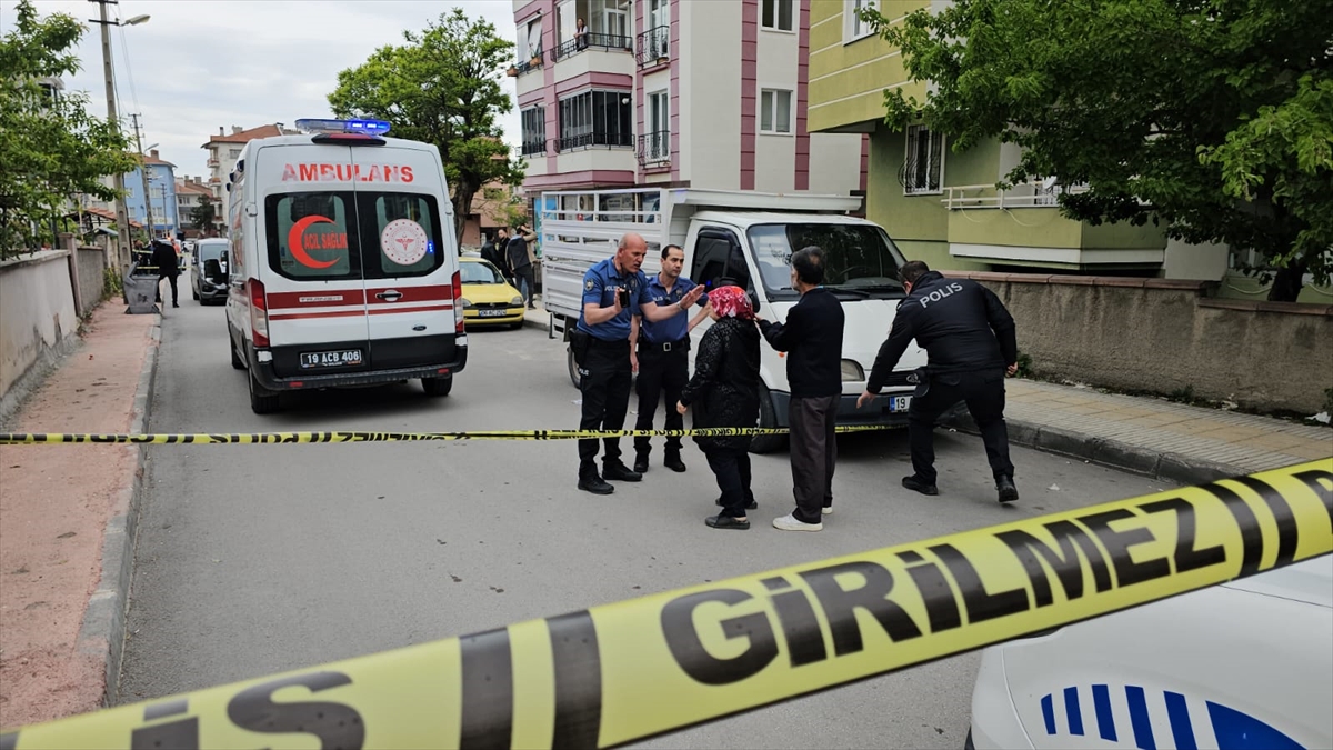 Eşi ve baldızını öldüren kişi intihar etti