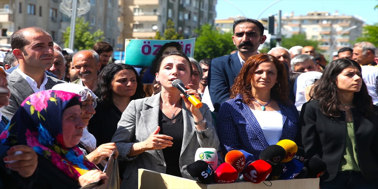 "Arkadaşlarımız özgürleşene dek kampanyalarımız ve çalışmalarımız devam edecek"