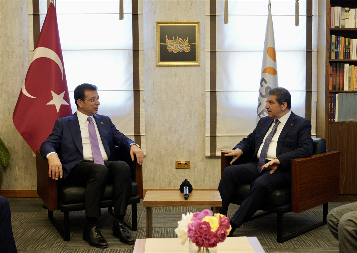 İmamoğlu'ndan Esenler Belediye Başkanı Göksu'ya tebrik ziyareti