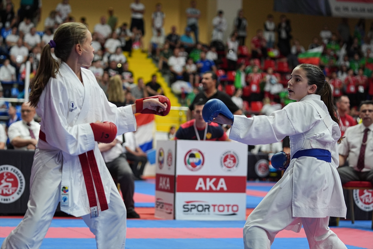 28. Balkan Çocuklar Karate Şampiyonası başladı