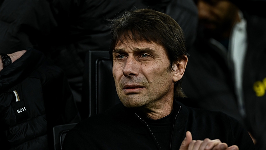 Napoli Antonio Conte ile sözleşme imzaladı