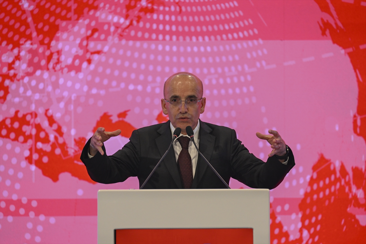 Bakan Şimşek: "Kripto varlıklar ve borsa için kazanç üzerinden vergilemeyi şu anda gündemimize almadık"