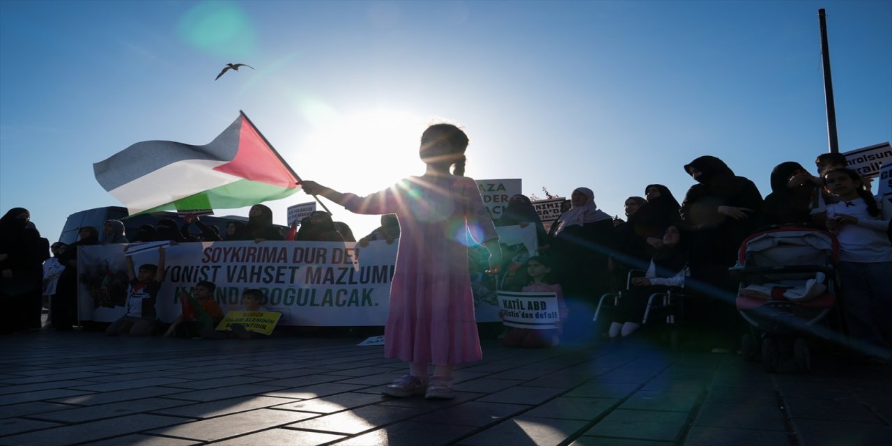 "Gazze dünyanın en vahşi, en barbar insanları tarafından havadan, karadan, denizden bombalanıyor."