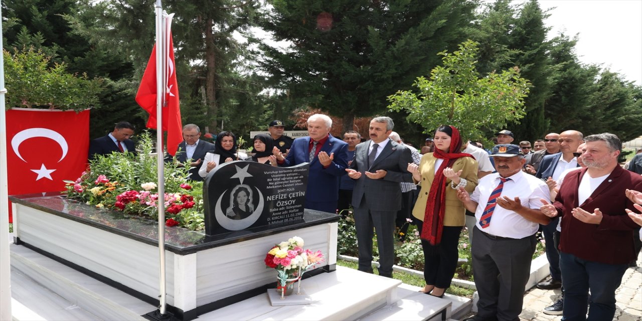 Edirne'de şehit polis memuru Nefize Çetin Özsoy, Kırklareli'nde de şehit komiser yardımcısı Selim Sarıkaya anıldı.