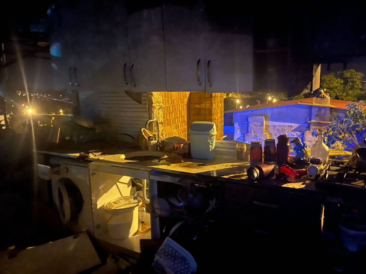 Aydın Çine’de mutfak tüpü patladı çıkan yangında 1 kişi yaralandı