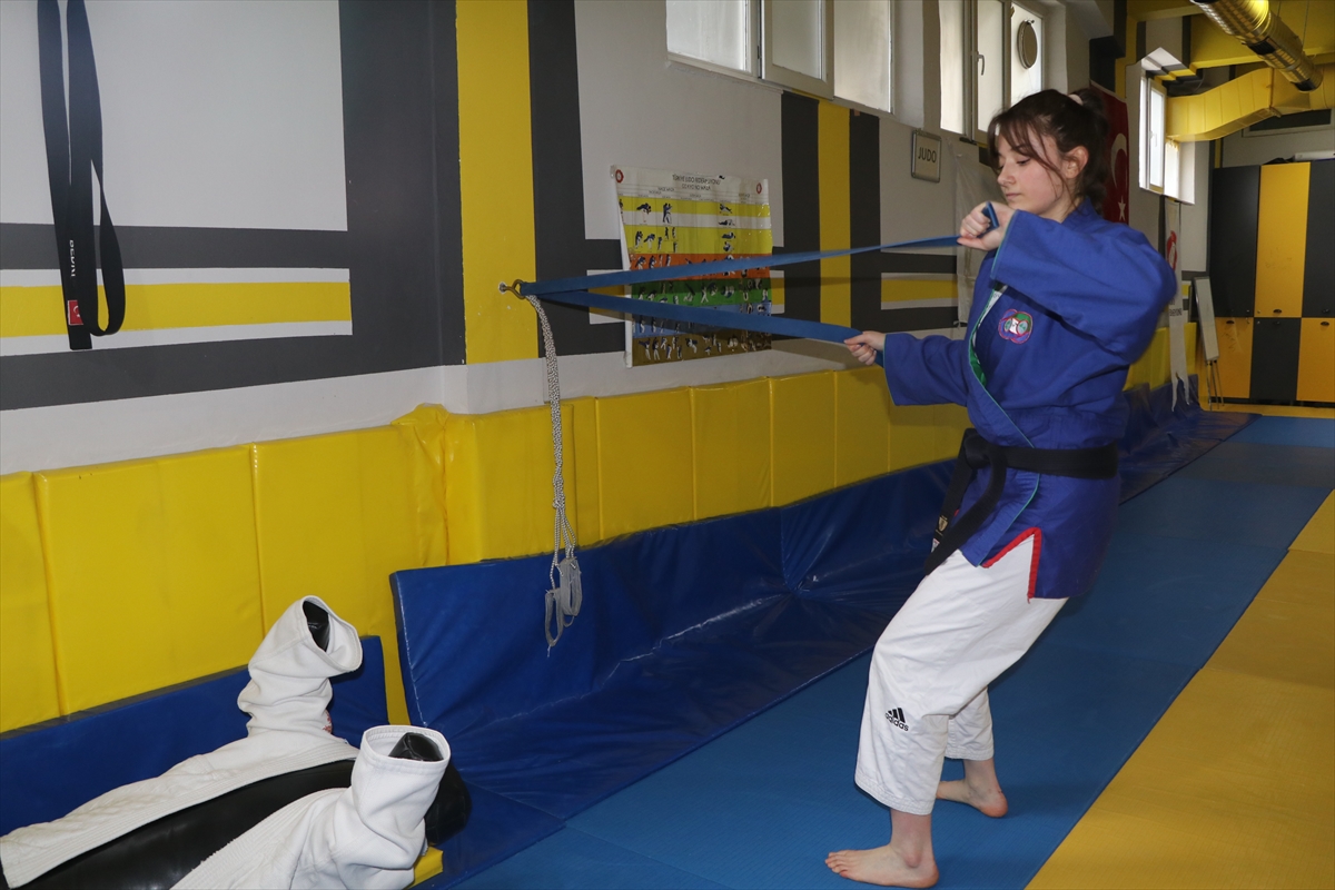 Azra Özkan'ın hedefi Avrupa şampiyonluğu