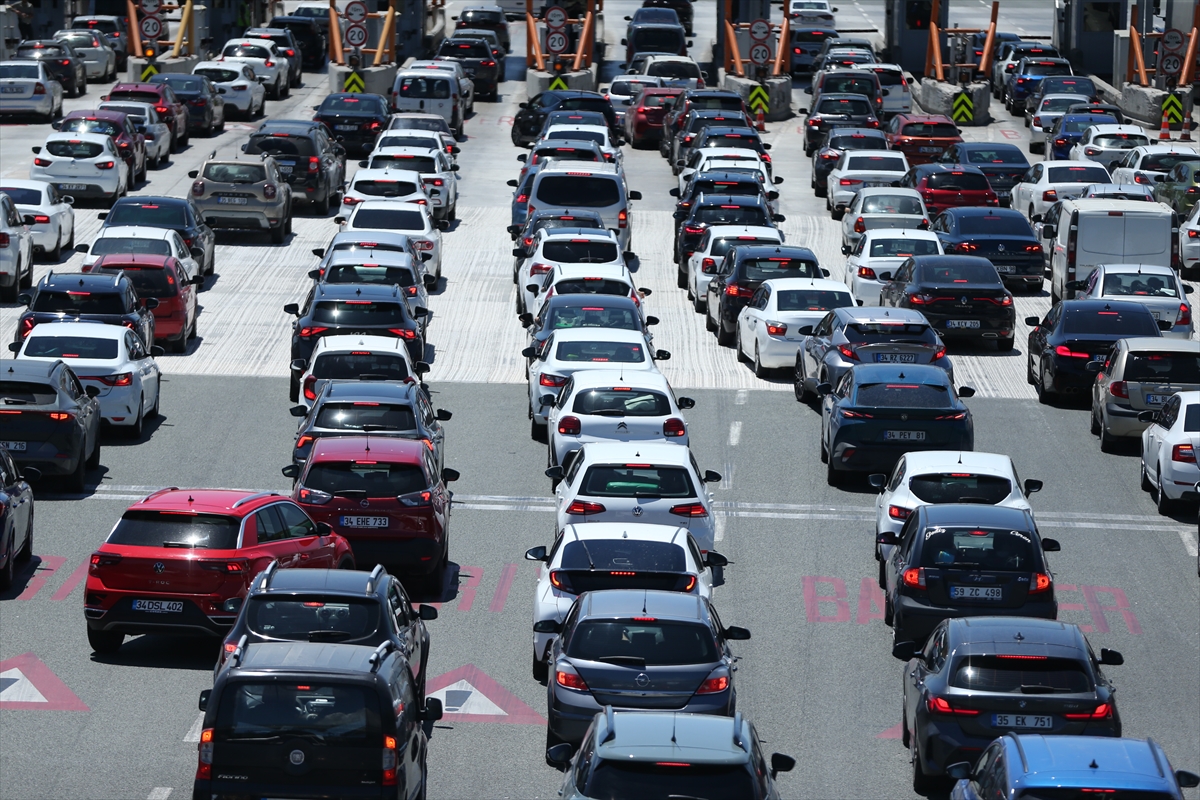 İstanbul-İzmir Otoyolu'nda bayram trafiği