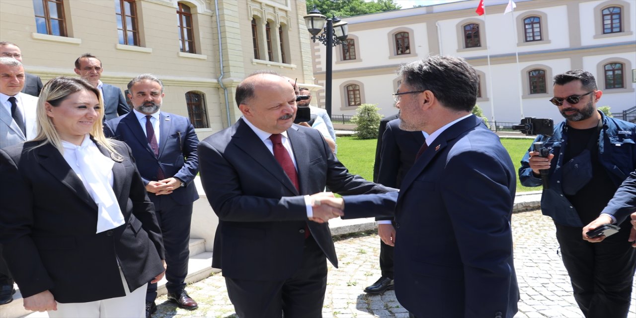 "Son 15 yıl içerisinde gördük ki çok basit olaylar ciddi yangınlara neden olabiliyor."