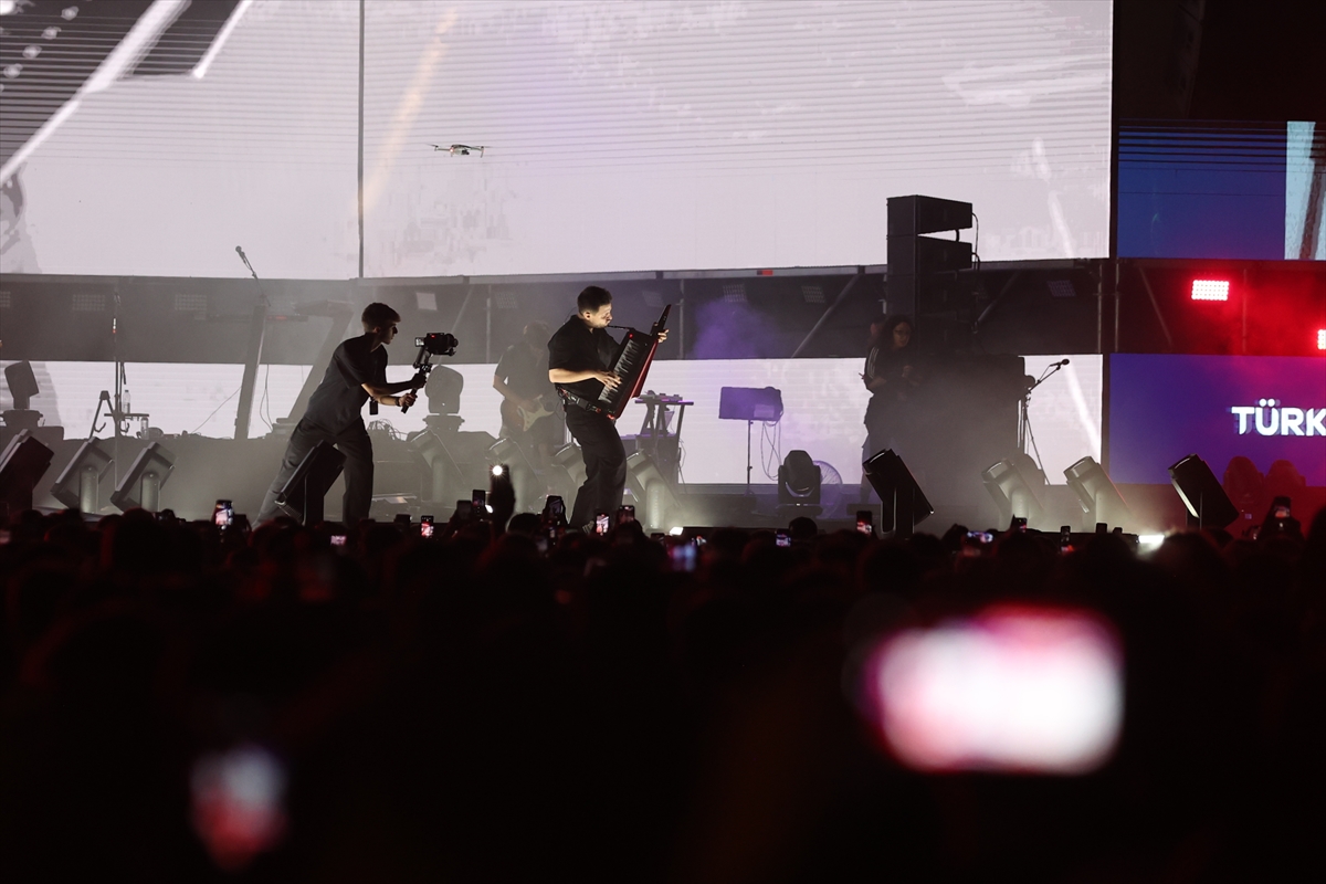 Madrigal "Trabzon Kültür Yolu Festivali"nde konser verdi