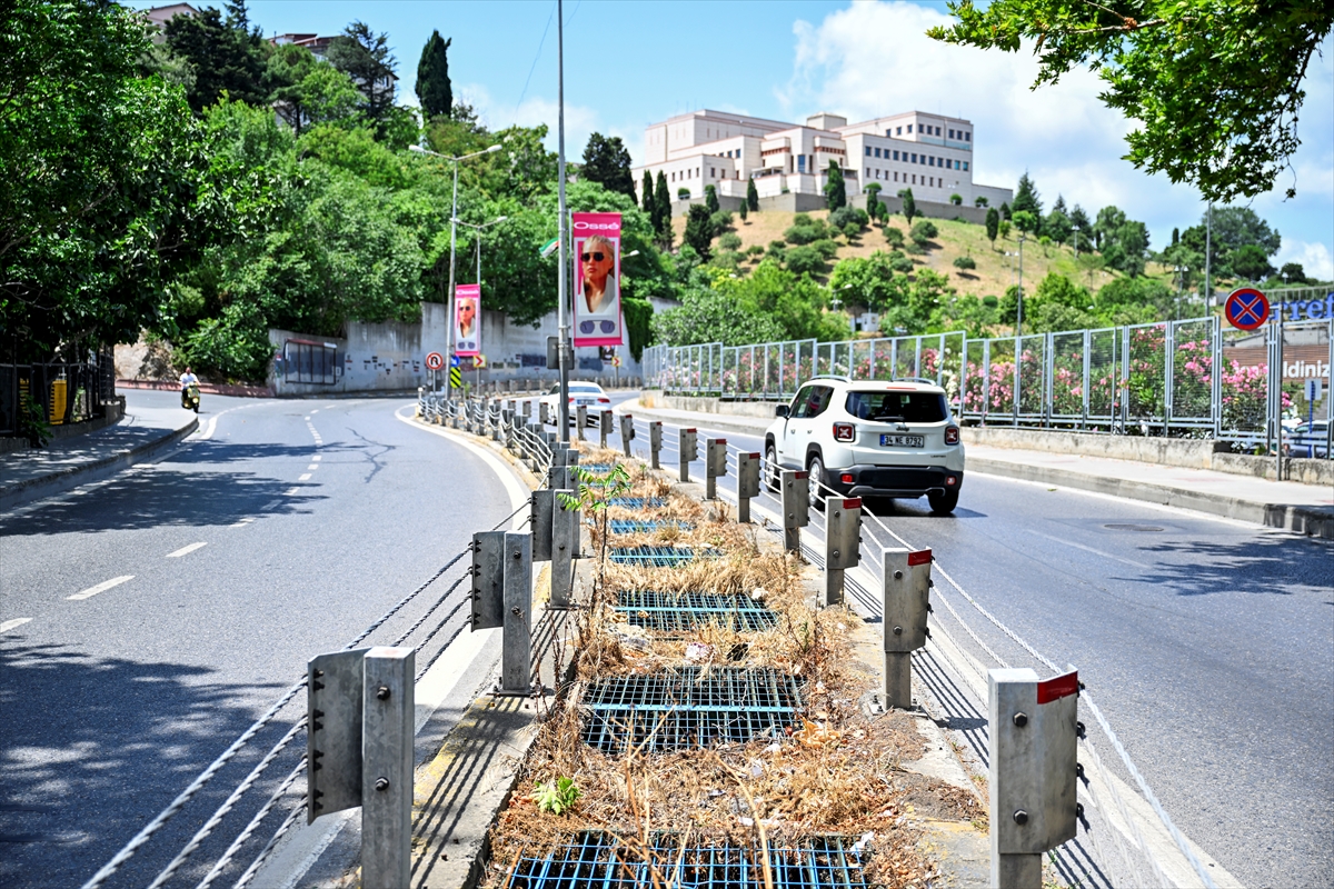 Boğaz'ı ve denizi kirleten İstanbul'daki dereler çevreye kötü koku yayıyor