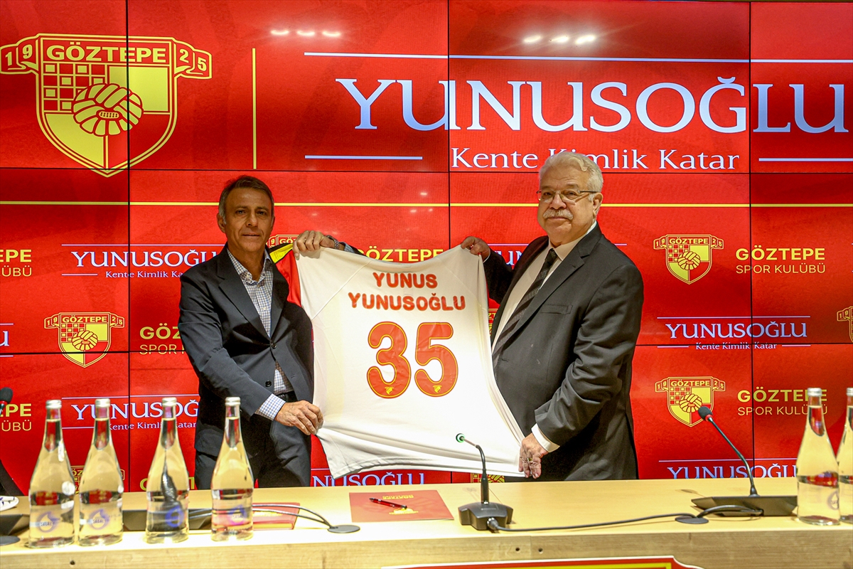 Göztepe'nin forma göğüs sponsoru "Yunusoğlu" oldu
