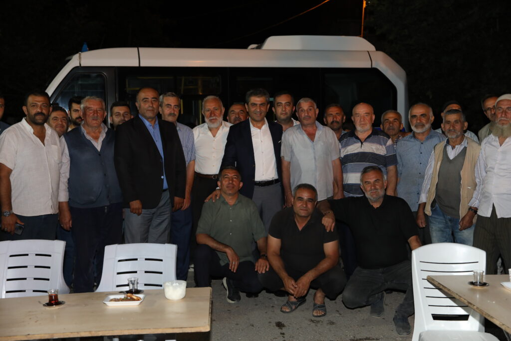 Başkan Uzun mahallelilerle buluşuyor