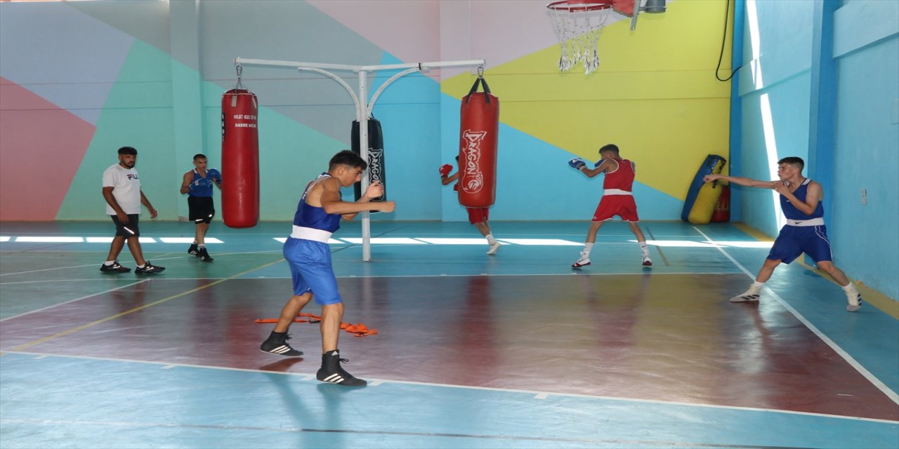 "1-11 Ağustos'ta Bosna Hersek'te Avrupa Şampiyonası var, oraya hazırlanıyoruz."