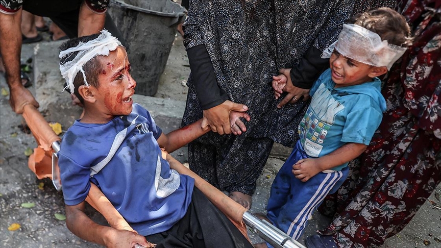 İsrail'in Gazze'deki saldırılarında en az 18 Filistinli hayatını kaybetti