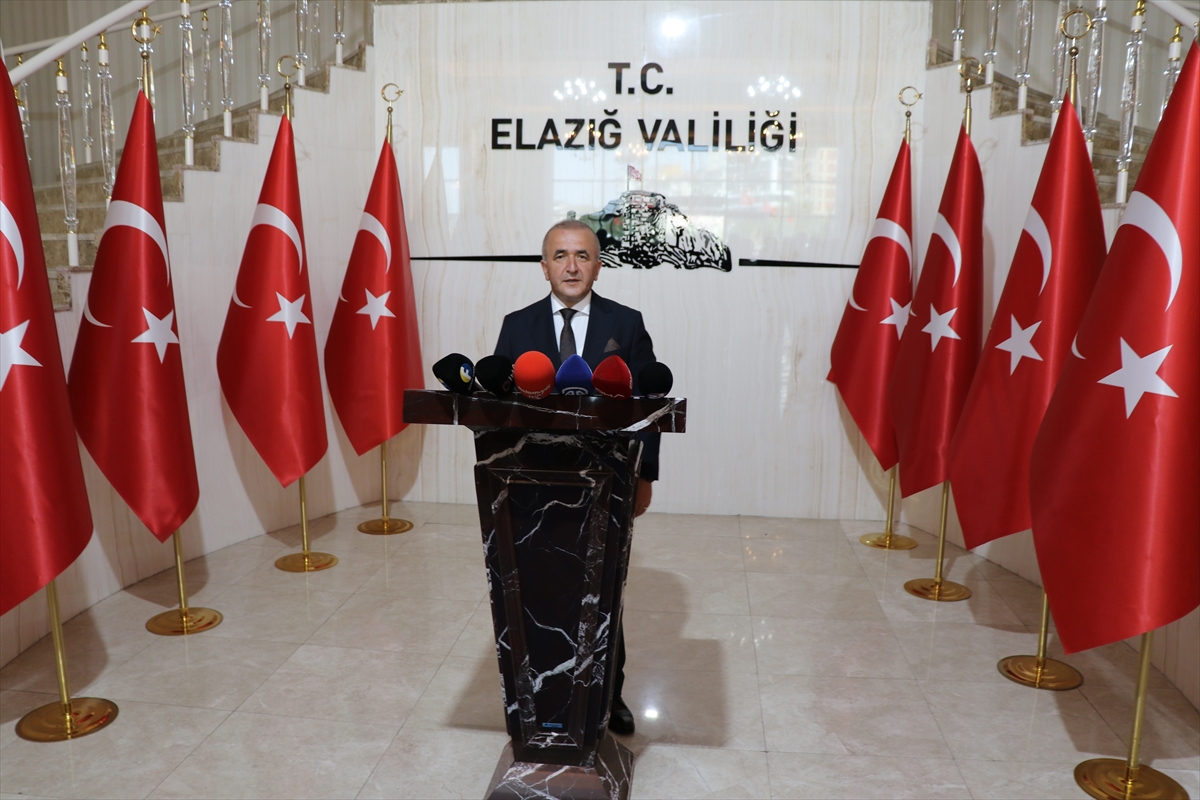 Elazığ Valisi Numan Hatipoğlu, görevine başladı