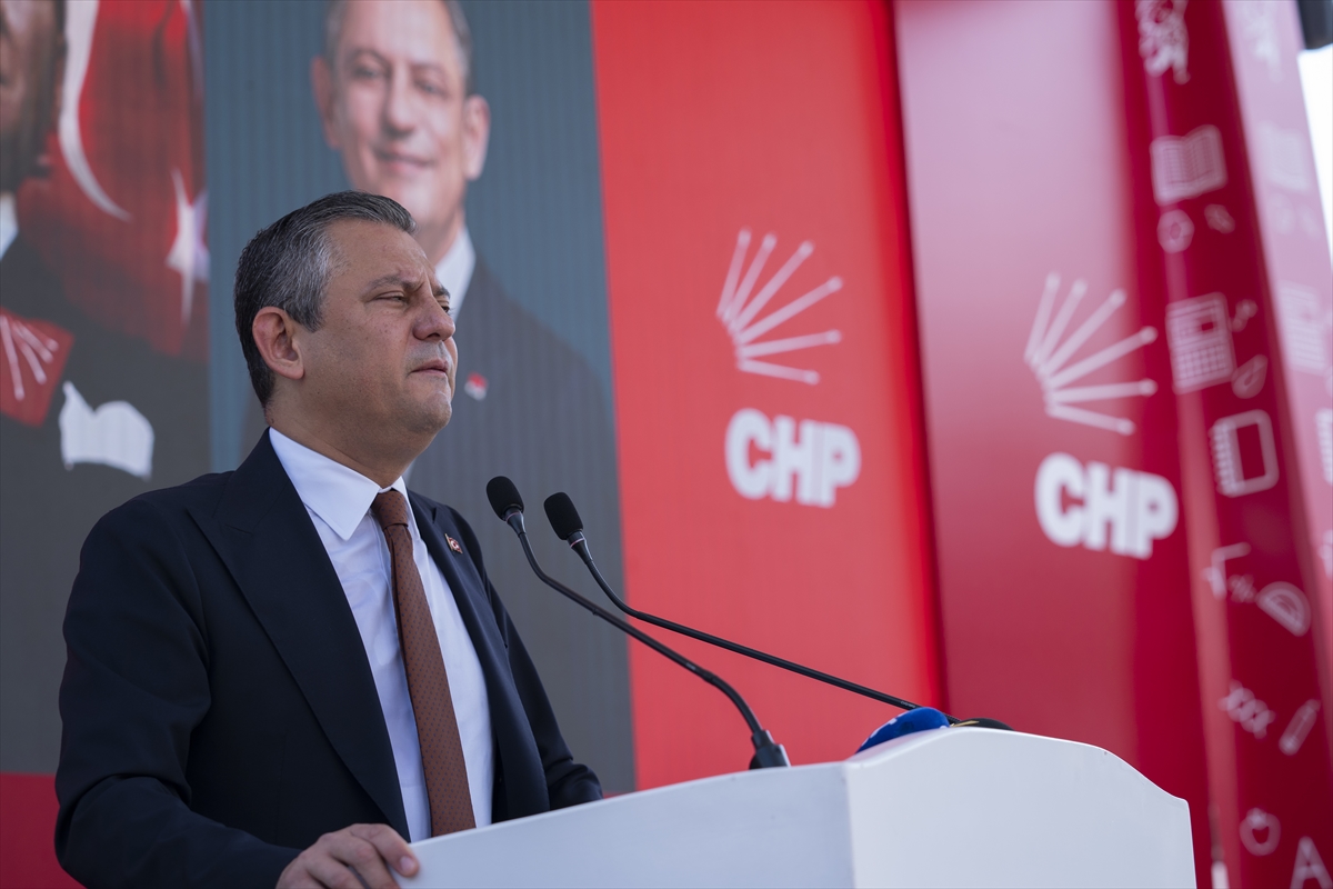 Eğitim sistemi çağın gerisinde ve eksikliklerle dolu