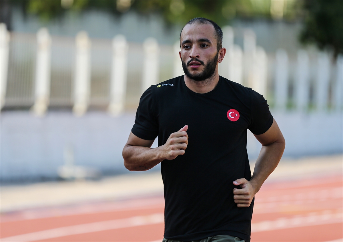 Milli atlet Kayhan Özer, Paris 2024'te final koşmak istiyor