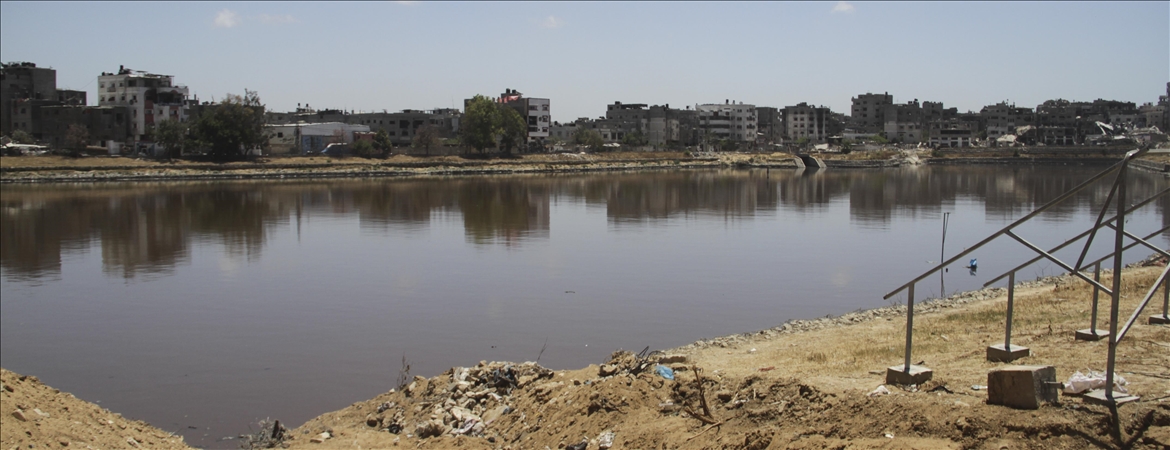 Gazze'de atık sularda bulunan çocuk felci virüsü Filistinli çocukların hayatını tehdit ediyor