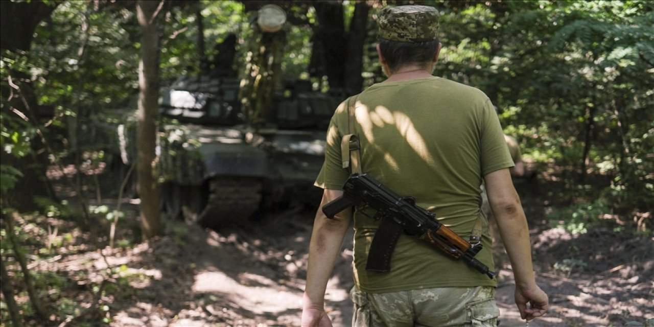 Rusya, Harkiv bölgesinde Pesçanoye Nijne ve Luhansk bölgesinde Rozovka yerleşimlerini ele geçirdiklerini bildirdi.