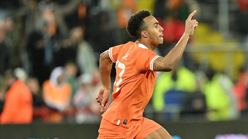 Galatasaray, Guela Doue transferinden vazgeçti