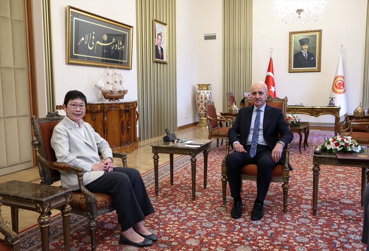 TBMM Başkanı Kurtulmuş, Singapur'un Ankara Büyükelçisi Li Peng Kok'u kabul etti