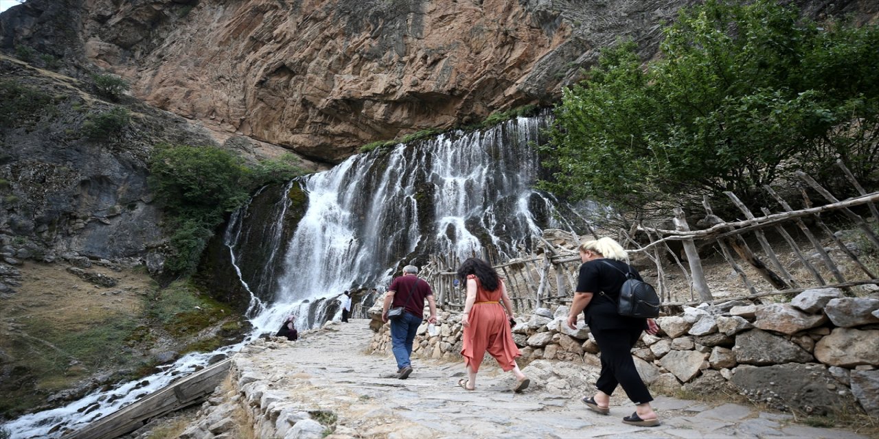 "Daha önce böyle bir yer görmemiştim, çok beğendim. Kesinlikle herkesin görmesini tavsiye ederim"