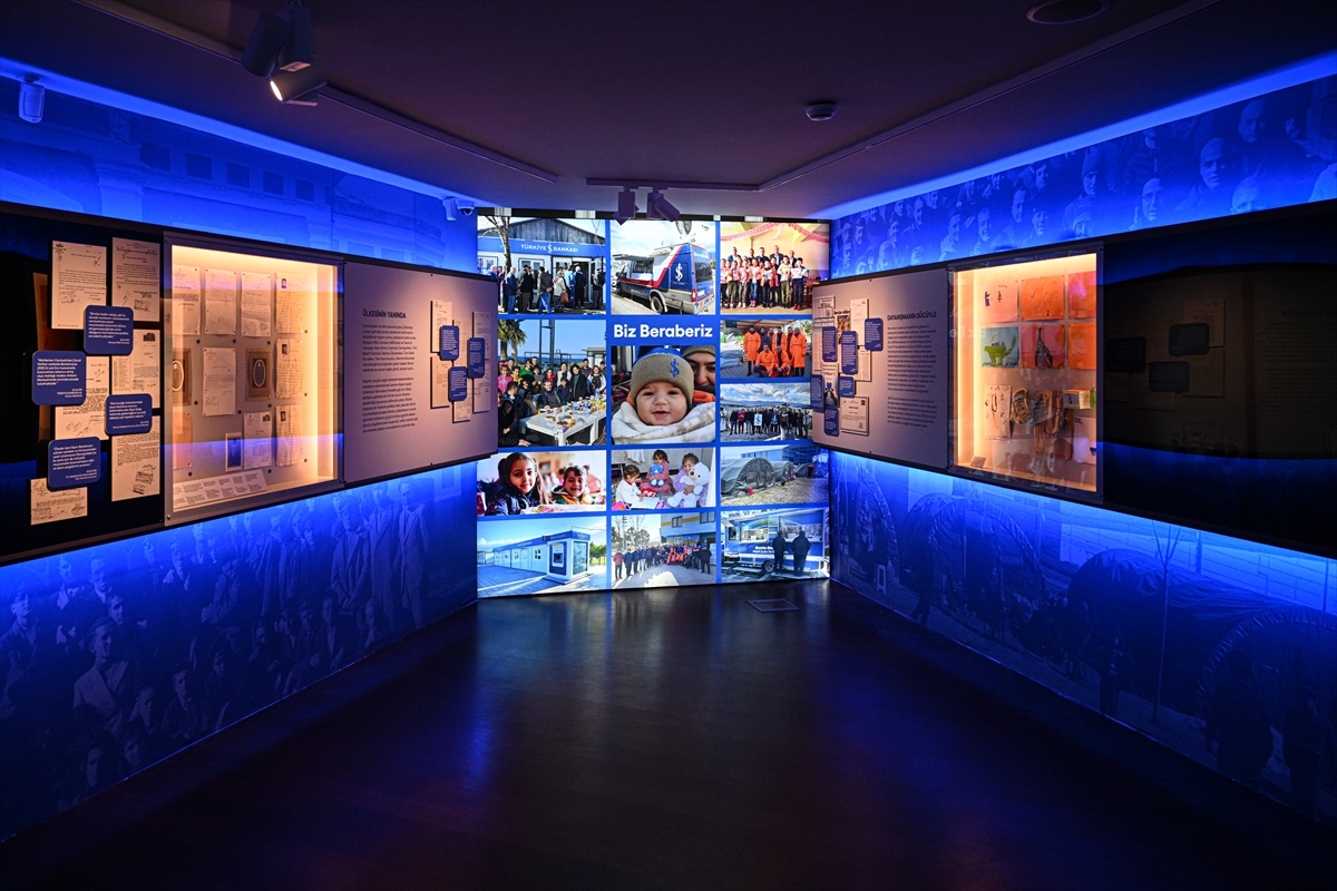 Türkiye İş Bankasının asırlık hikayesini anlatan sergi başkentte açıldı
