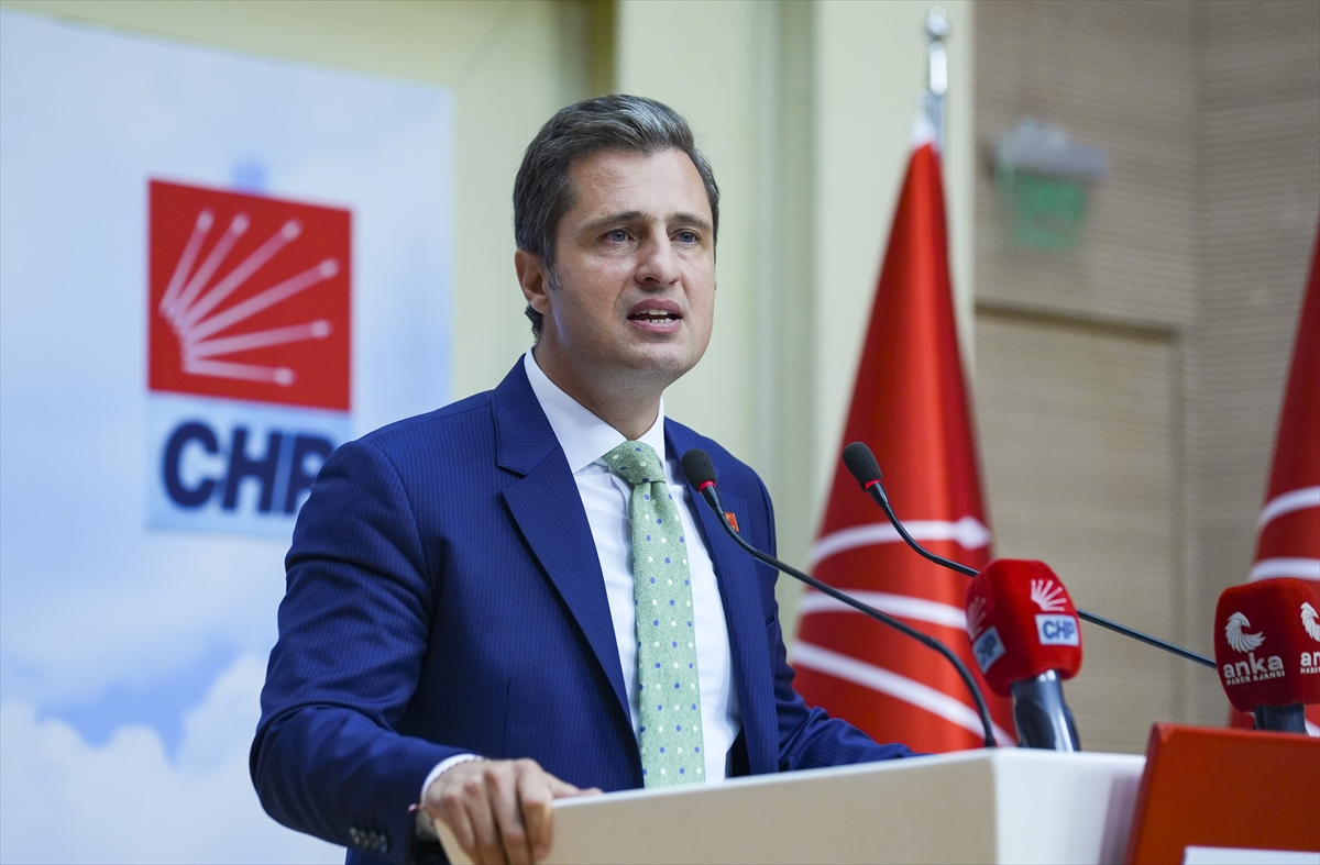 CHP Sözcüsü Yücel, MYK gündemine ilişkin basın toplantısı düzenledi: