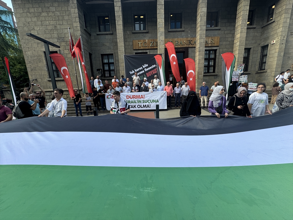 Özgür Aksa Trabzon Platformunca Trabzon'da Filistin'e destek yürüyüşü düzenlendi