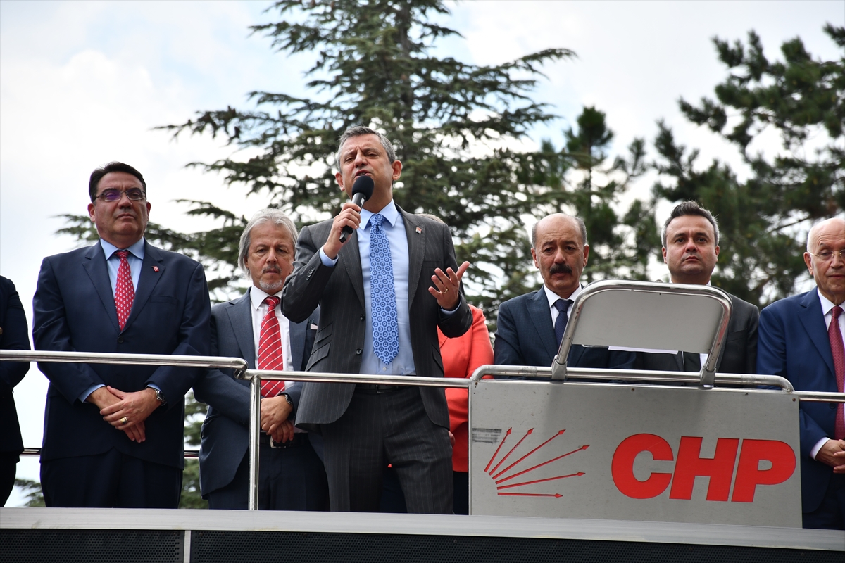 Vatanı bir bütün olarak sahiplenmeli, vatanı hep birlikte savunmalı