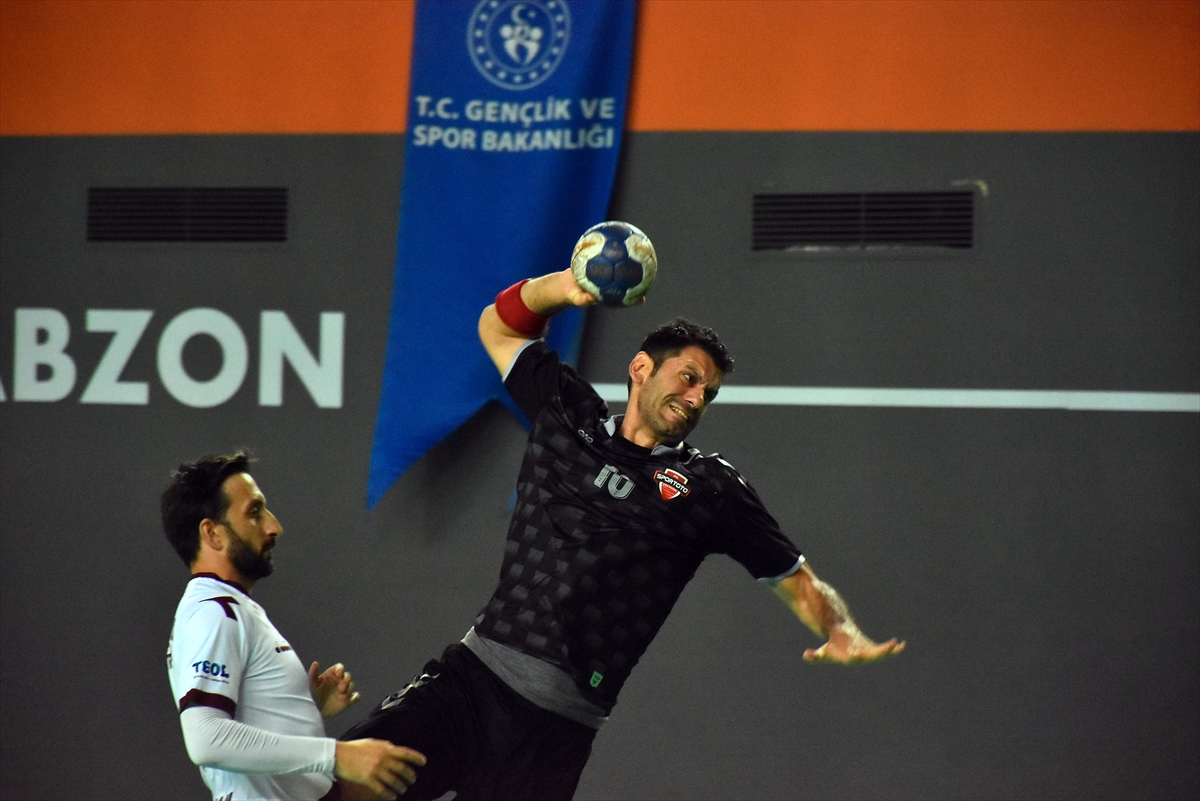 Trabzon Büyükşehir Belediyespor: 29 -  Spor Toto: 40