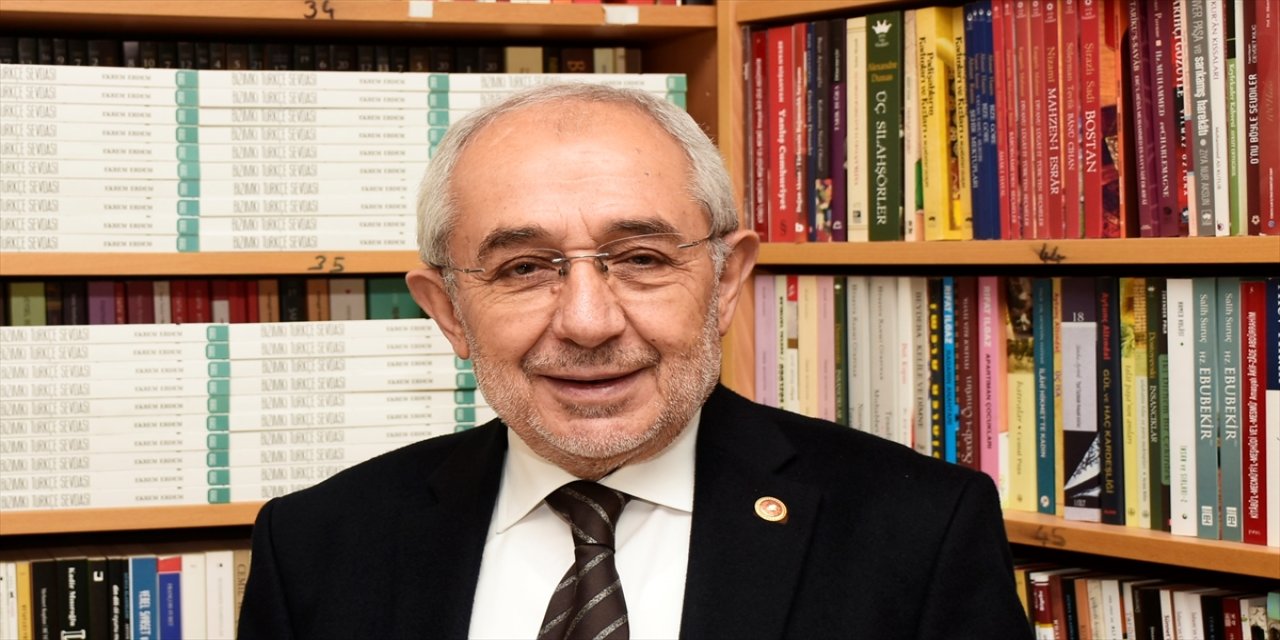 "Dilde, işte, fikirde birlik, diyerek Türk topluluklarının birleşmesi için sonuna kadar mücadele etti."