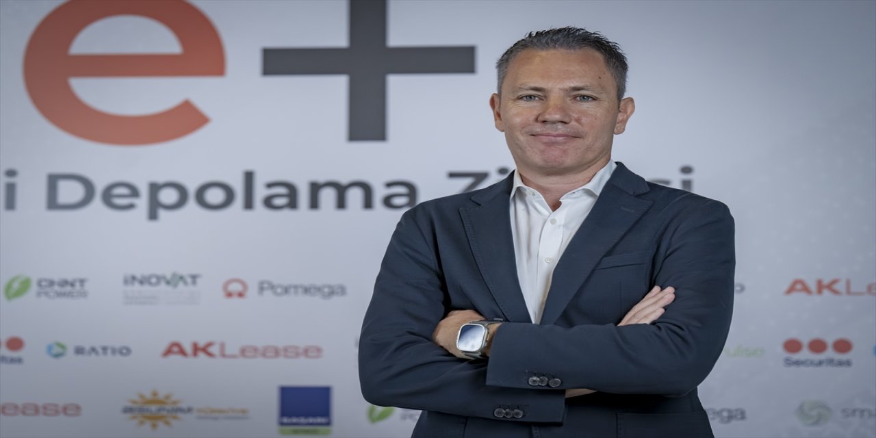 "Geçen yıl yenilenebilir enerjiye 1,7 trilyon dolar civarında bir yatırım gerçekleşti"