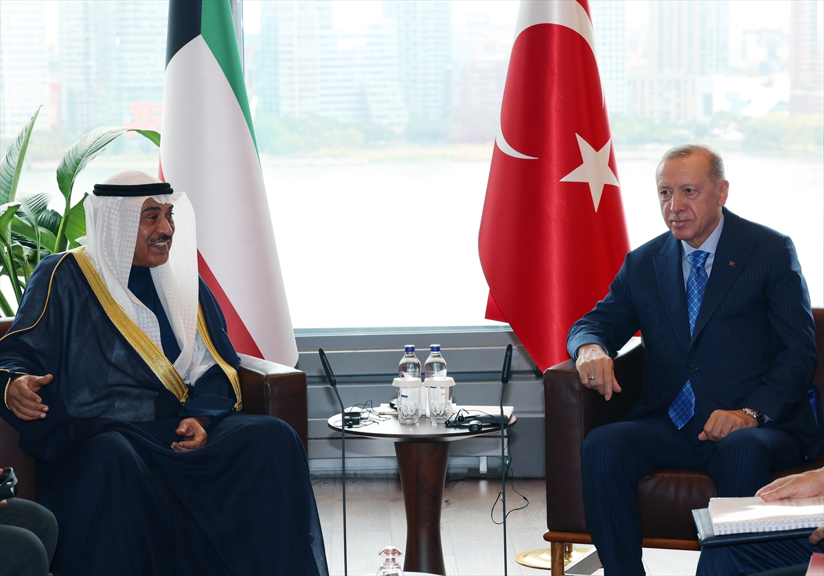 Cumhurbaşkanı Erdoğan, Kuveyt Veliaht Prensi Şeyh Sabah Khaled Al-Hamad Al-Sabah'ı kabul etti