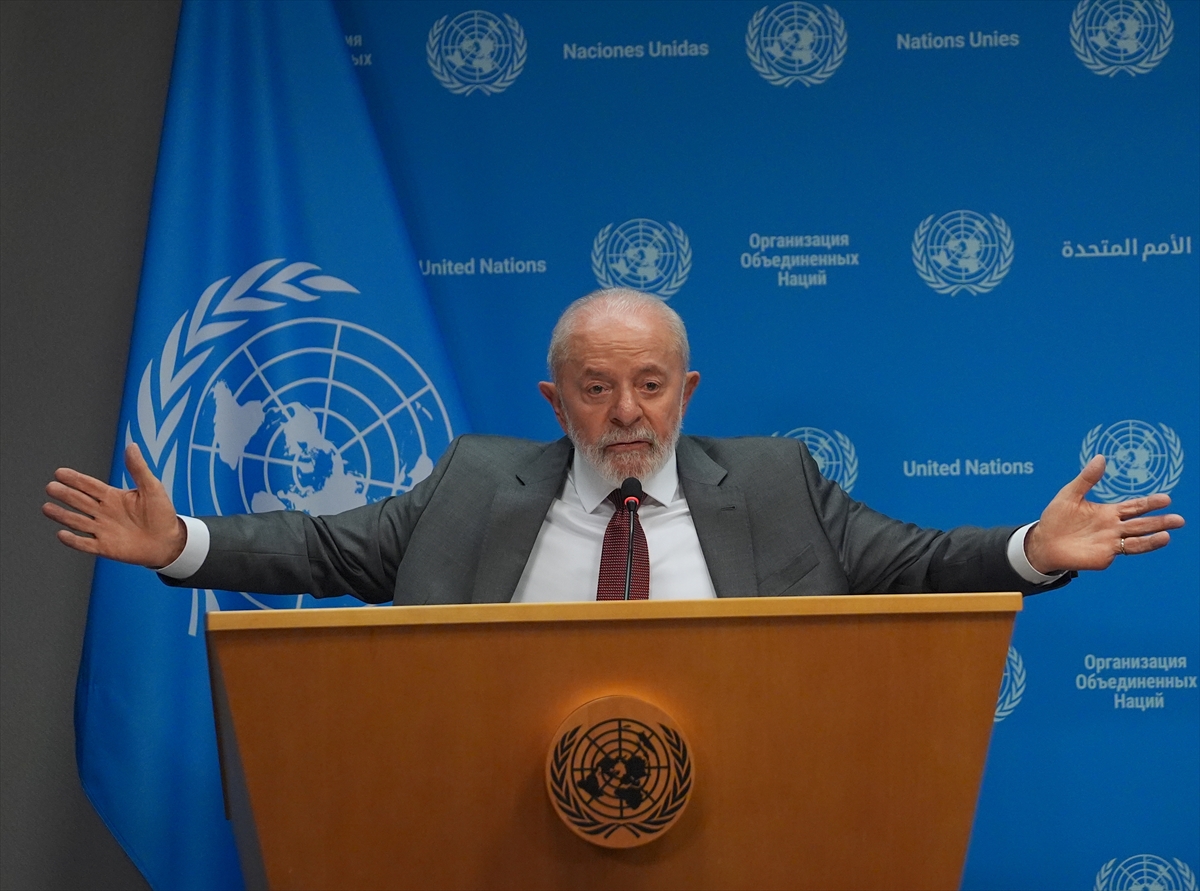 İsrail hükümetini şiddetle kınıyorum