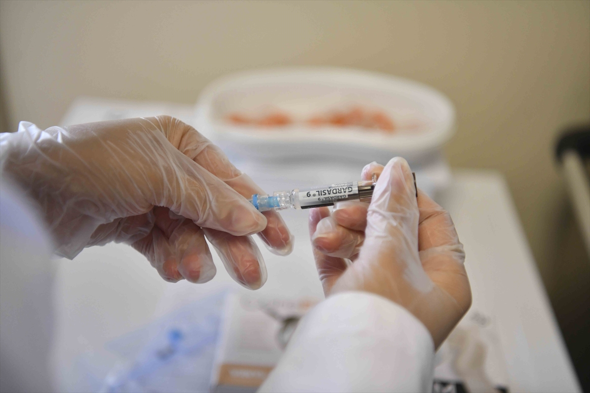 Ankara Büyükşehir Belediyesi, HPV aşısı uygulaması başlattı