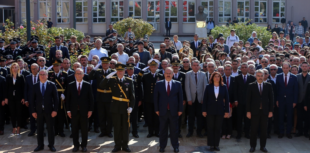İzmir ve çevre illerde Cumhuriyet'in 101. yıl dönümü kutlanıyor