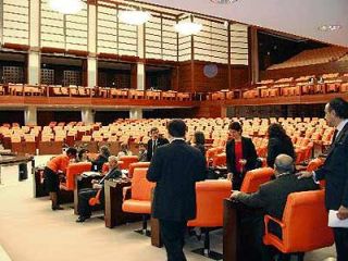 Ankara'da konuşulan iki senaryo!